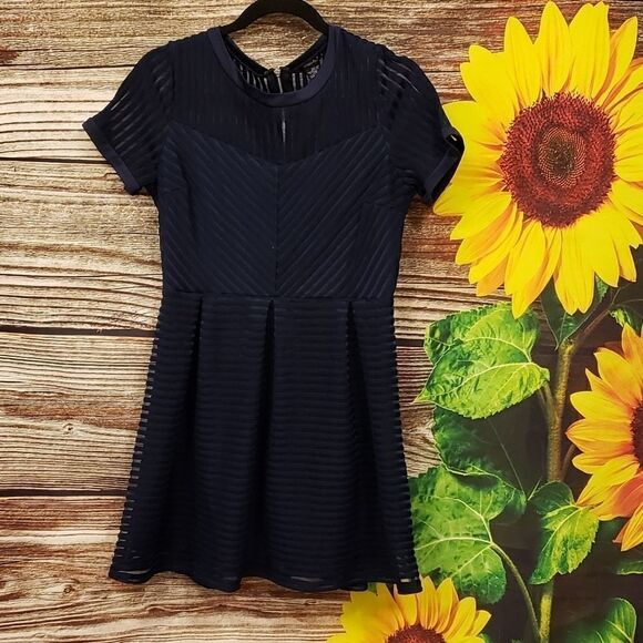 Rhapsody Dresses & Skirts - Rhapsody navy blue mini dress juinors XL Pre-owned